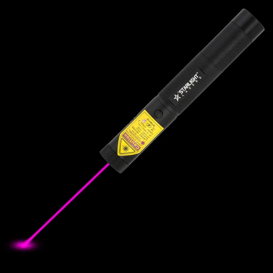 Violetter Laserpointer V1 Pro mit sichtbarem Laserstrahl im Dunkeln